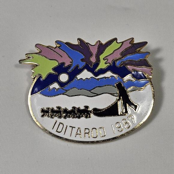 Other - Vintage 1987 Alaska Iditarod Dog Sled Race Jacket Hat Pin 1000 Tough Miles